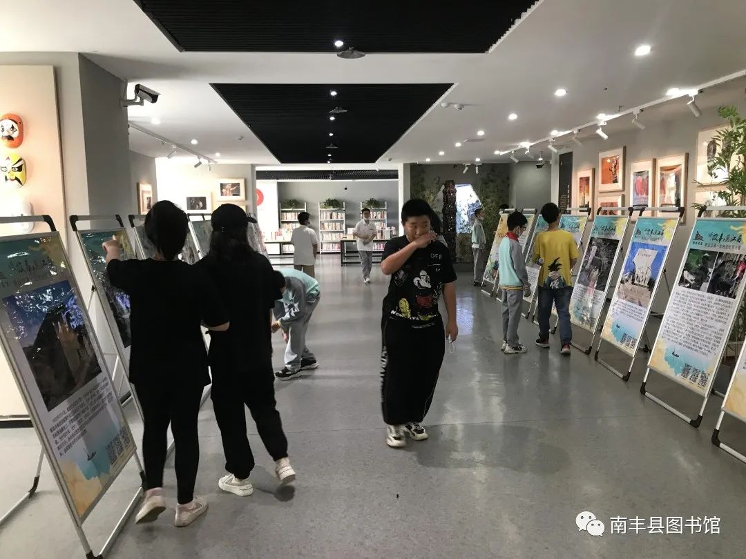 信丰县图书馆发展规划，现代化、智能化、人性化的阅读空间打造